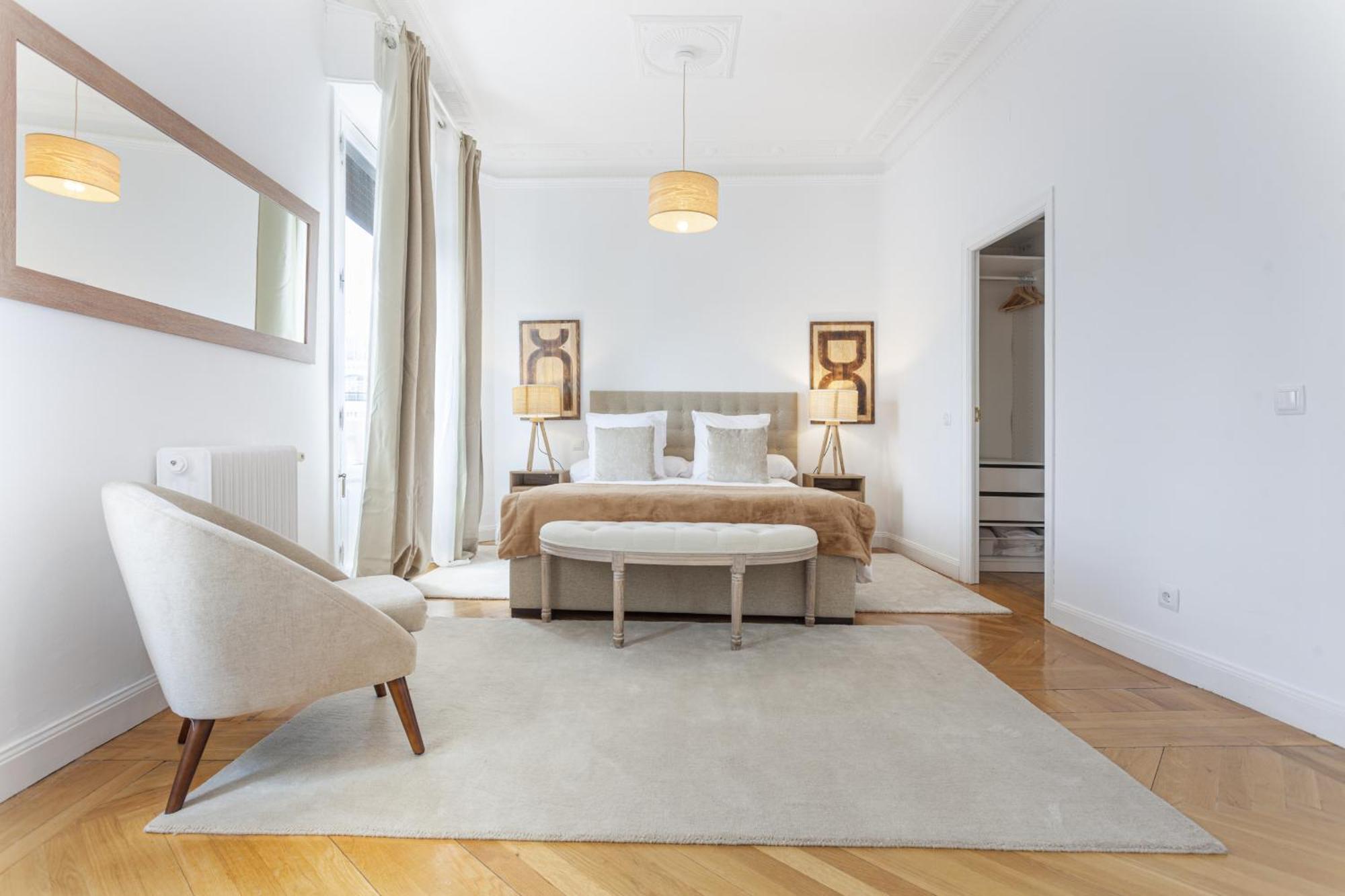 Apartamento Santa Ana Place En Madrid Luaran gambar