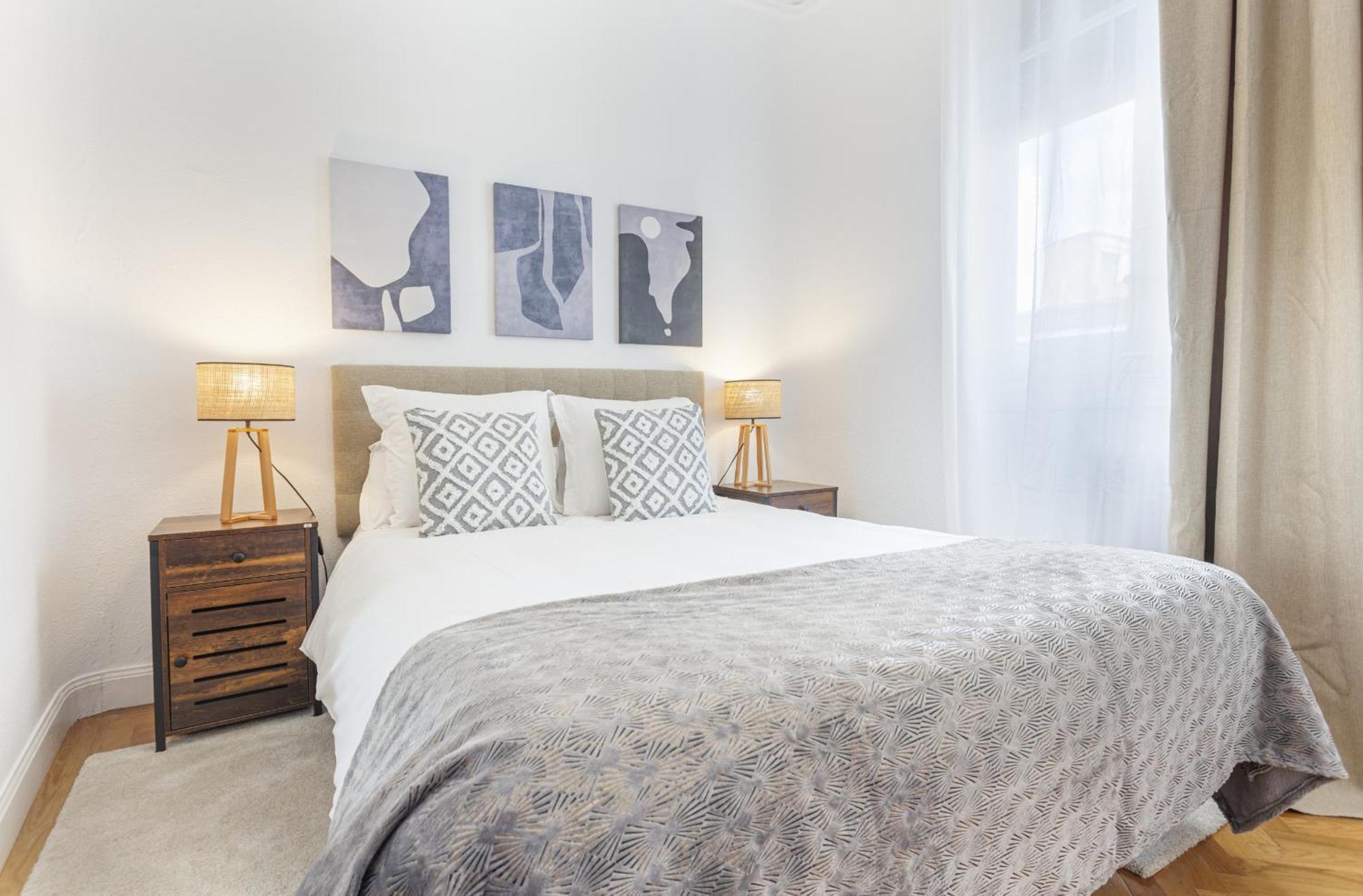 Apartamento Santa Ana Place En Madrid Luaran gambar